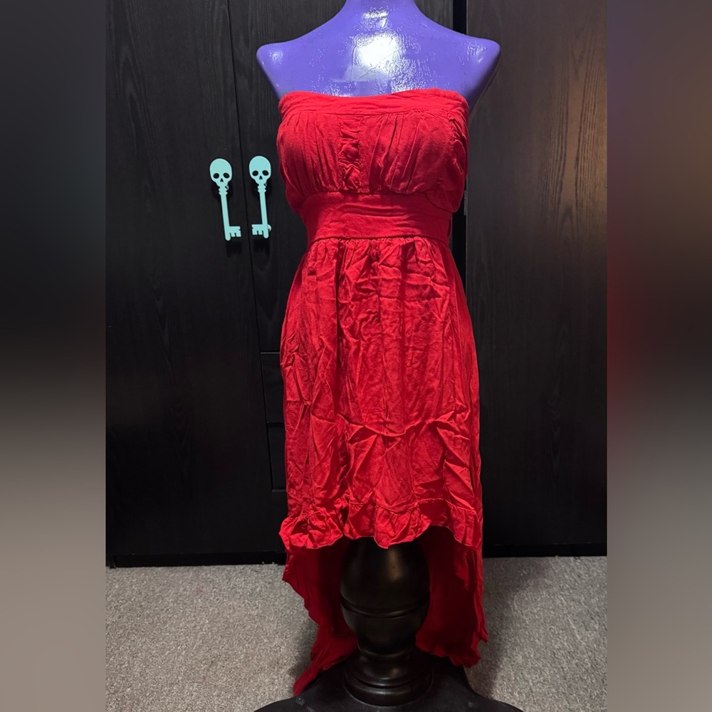 Chic Strapless Red High-Low Dress - Picture 1 of 1
